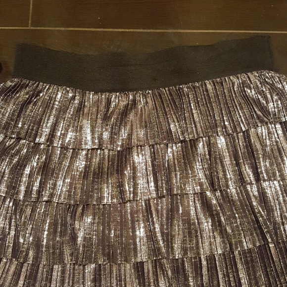 Brilliant Shiny Mini Party Skirt ⭐️ - Picture 2 of 3
